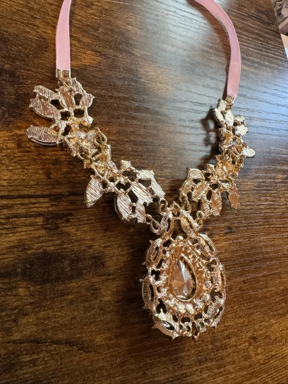 Statement Bib Necklace Pink Rhinestone Crystal Teardrop Gold Tone Ribbon - Picture 5 of 7